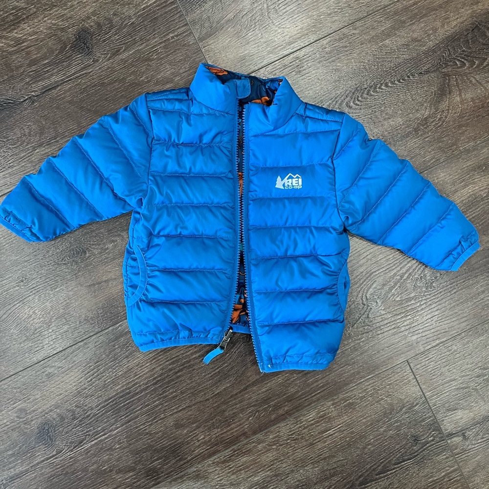 REI 18month toddler down jacket. Reversable 650 LIKE NEW